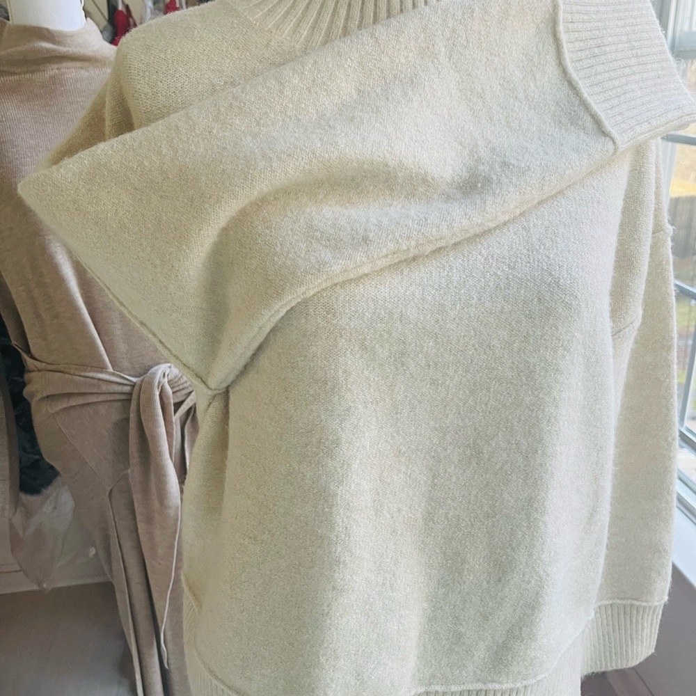 Plush Sweater - Picture 3 of 4
